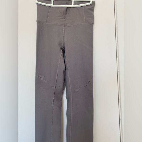 Lululemon pants - Picture 2 of 7